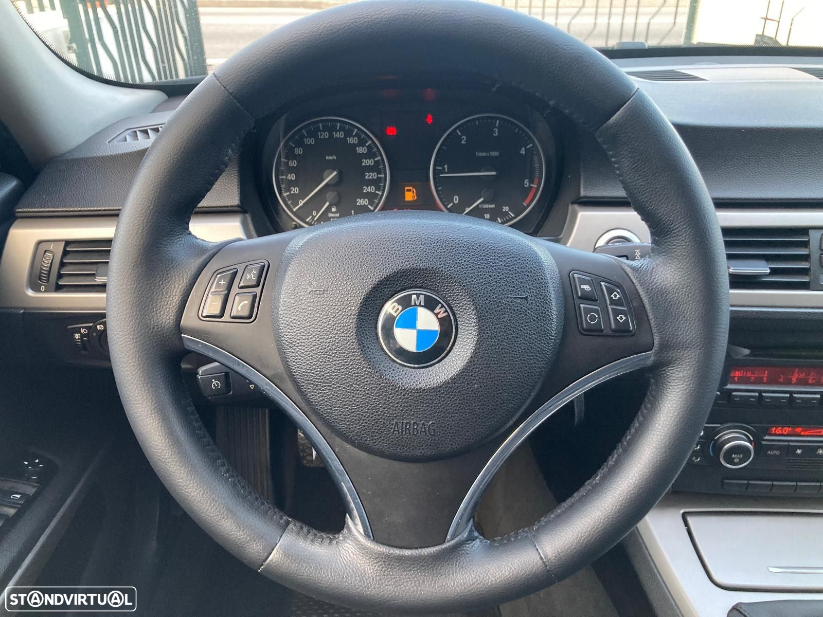 BMW 318 d Touring - 3