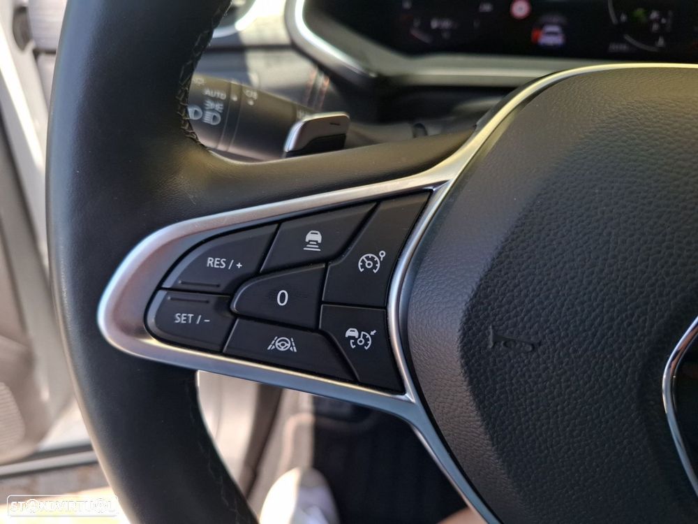 Renault Captur 1.3 TCe Initiale Paris EDC - 16