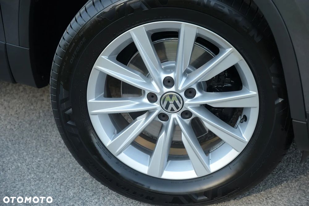 Volkswagen Tiguan 2.0 TDI DPF BlueMotion Technology Sport & Style - 18