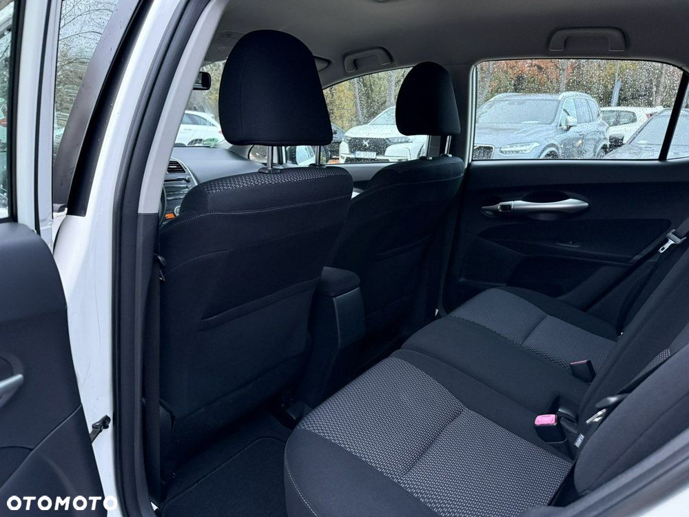 Toyota Auris 1.6 Comfort - 13