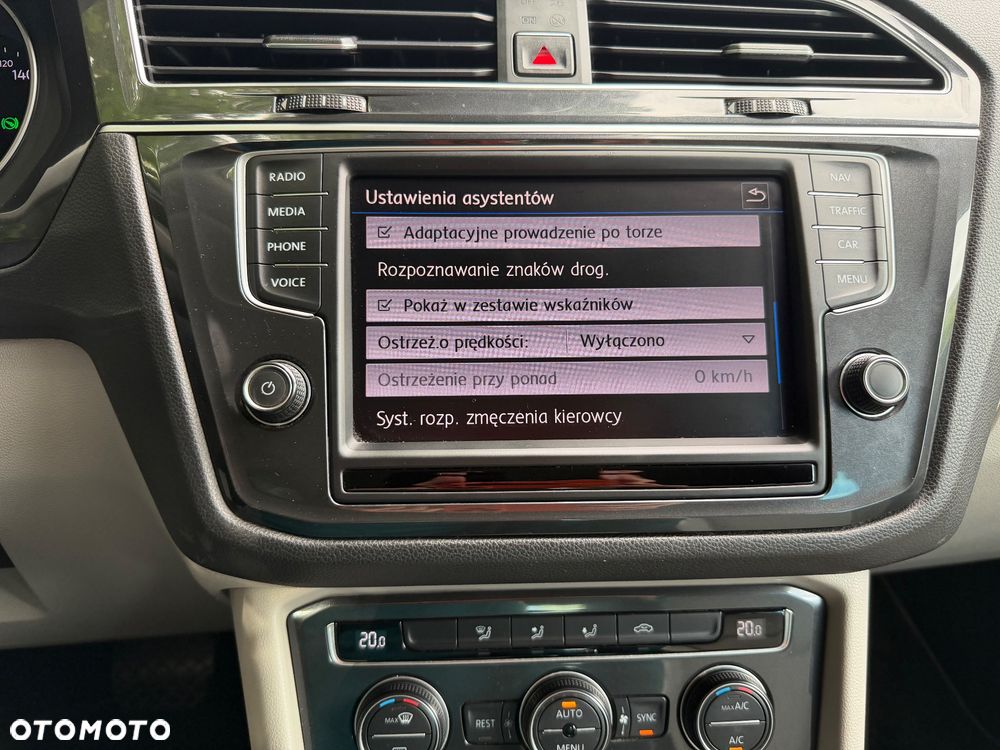 Volkswagen Tiguan 2.0 TDI SCR (BlueMotion Technology) DSG Highline - 27