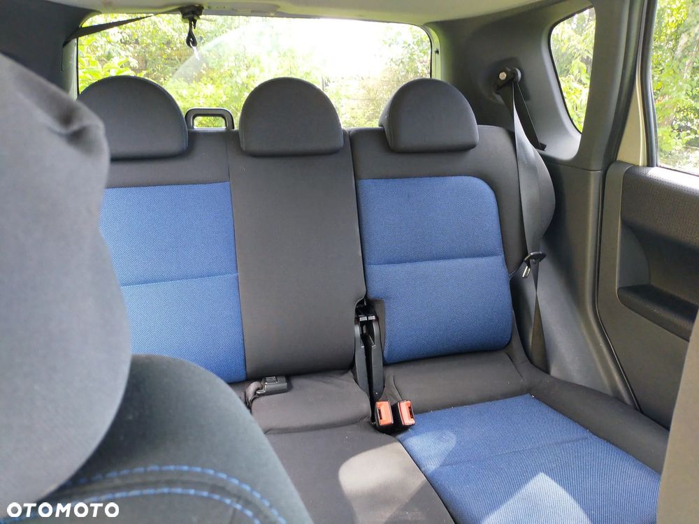 Mitsubishi Colt - 11