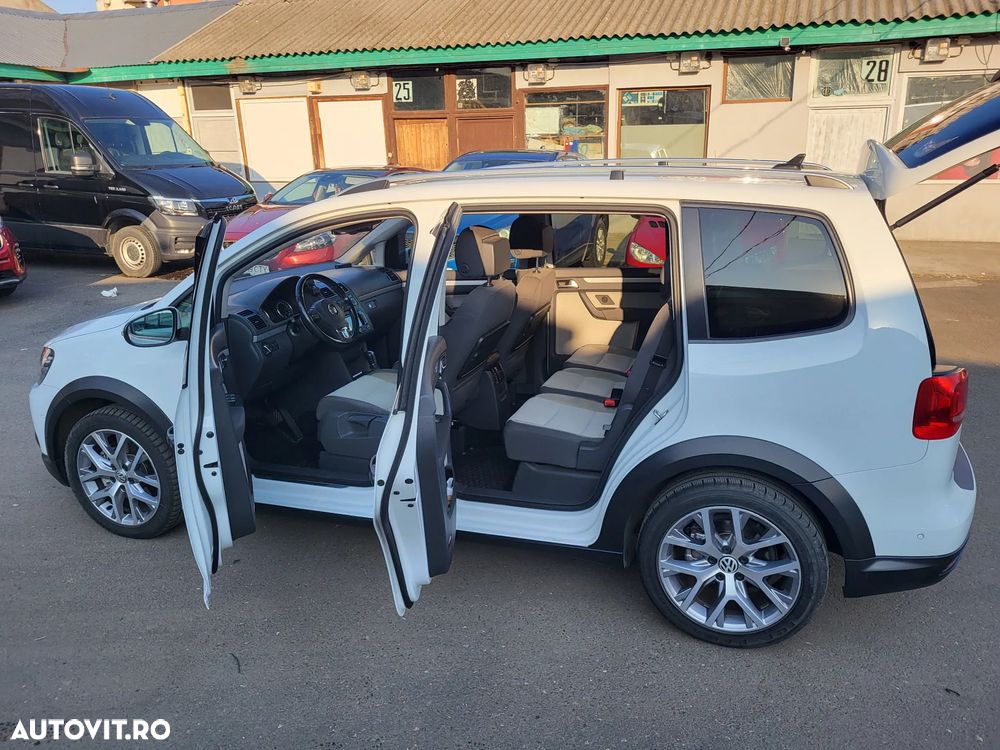 Volkswagen Touran Cross 2.0 TDI DSG - 6