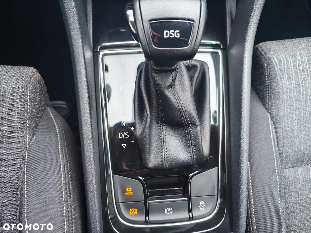 Skoda Karoq 1.6 TDI SCR DSG Ambition - 13