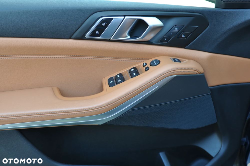 BMW X5 xDrive40i - 14