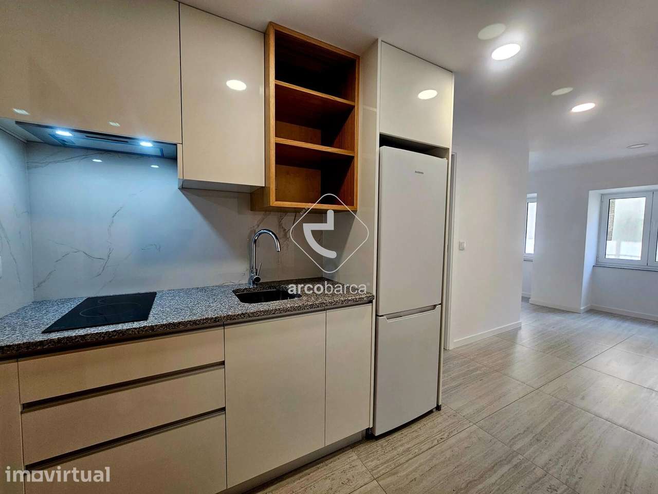 Arrenda-se Apartamento T1 1º Andar no Centro Histórico de Arcos de Val - Grande imagem: 3/12