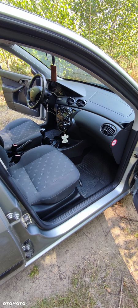 Ford Focus 1.4 X100 - 7