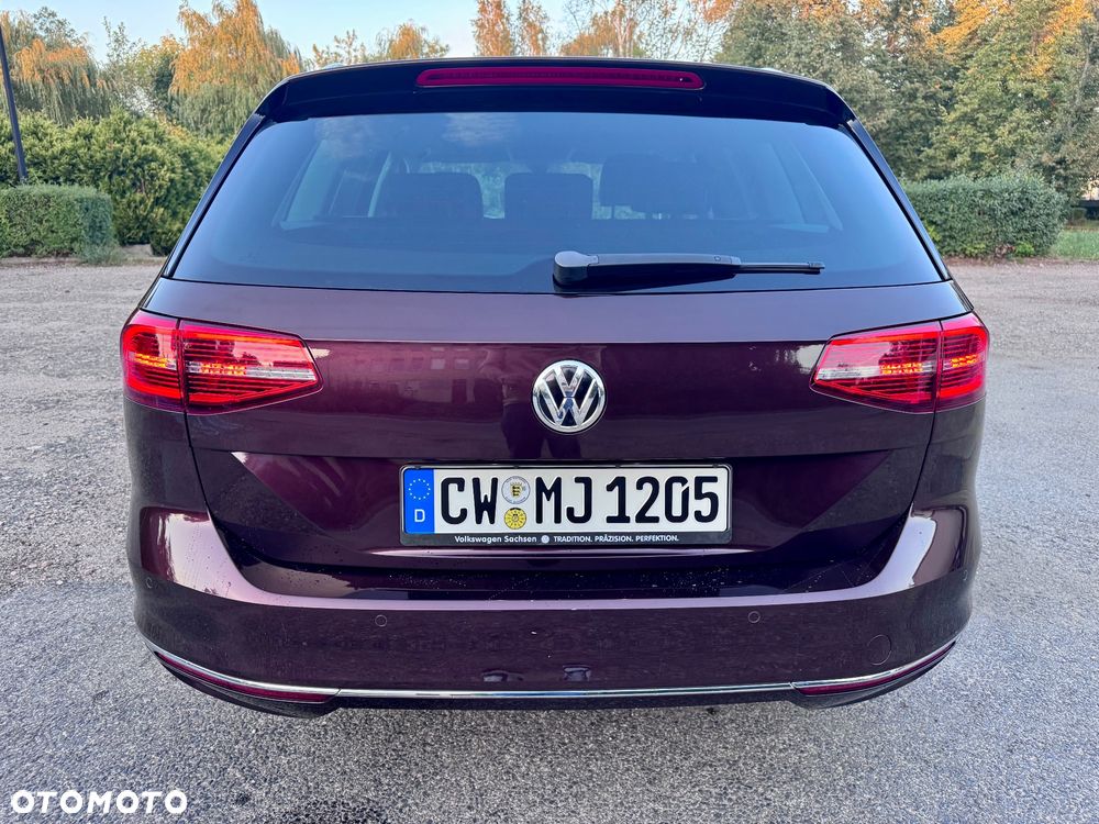 Volkswagen Passat - 5