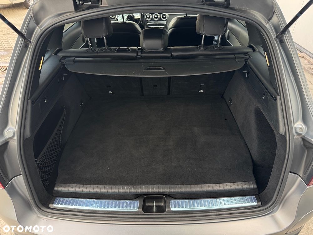 Mercedes-Benz GLC 300 e 4-Matic - 11