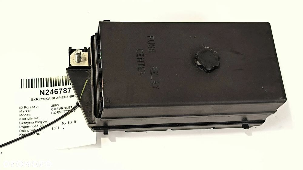 Skrzynka bezpieczników / Komplet 10443148 Chevrolet Corvette C5 Coupe 2003r. Z06 Benzyna 5,7 B - 6