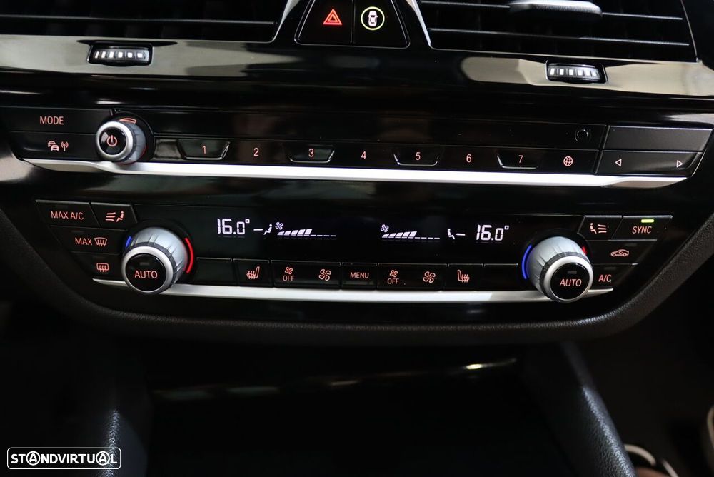 BMW 520 d Line Sport Auto - 38