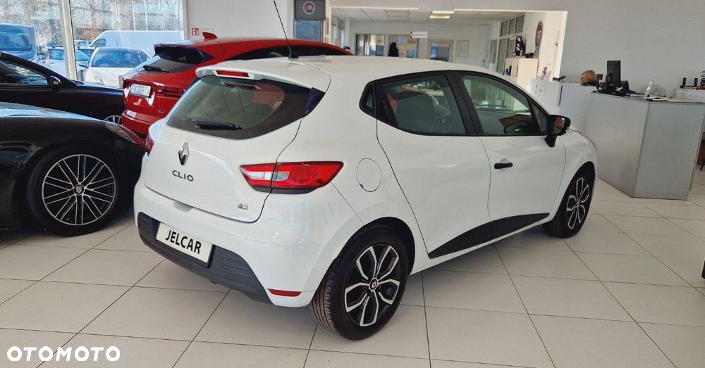 Renault Clio 1.5 dCi Energy Business EU6 - 10