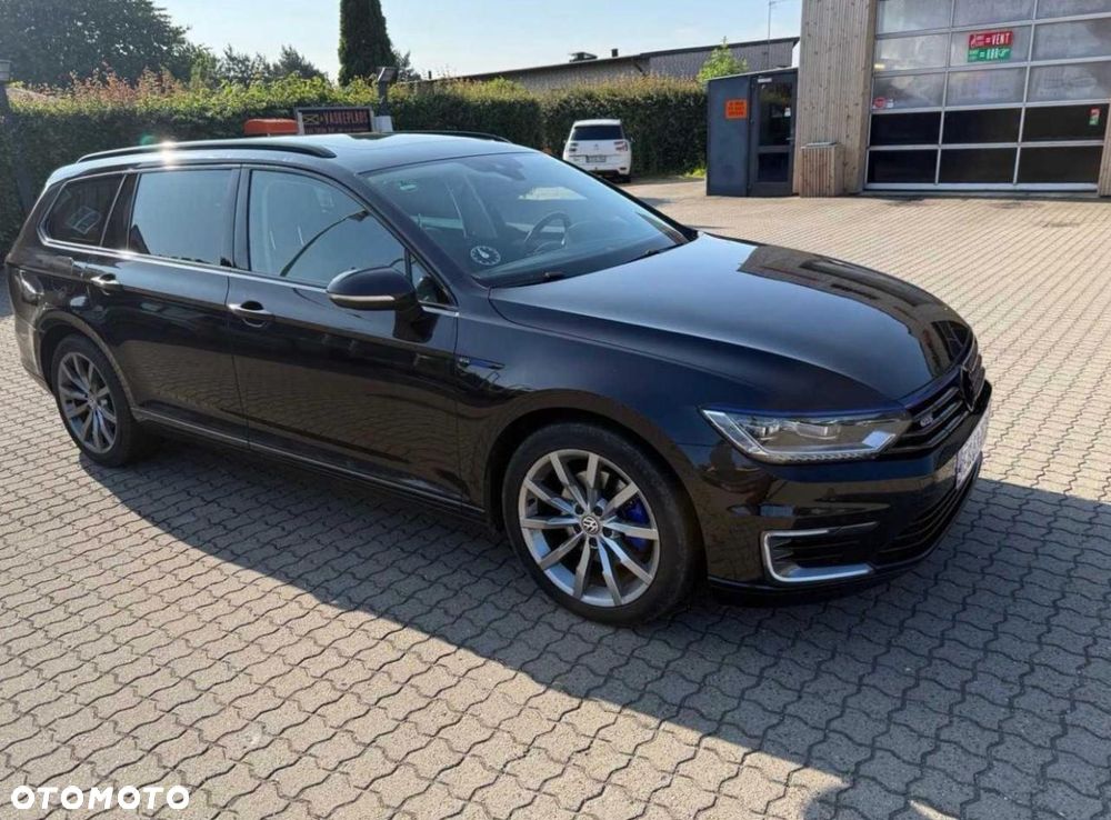 Volkswagen Passat 1.4 TSI Plug-In-Hybrid GTE - 1