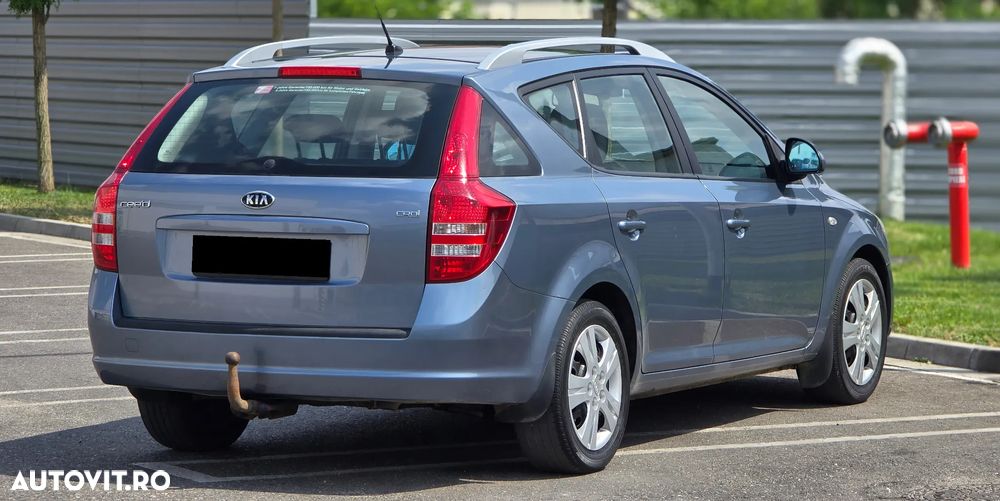 Kia Ceed 1.6 CRDi LX - 4