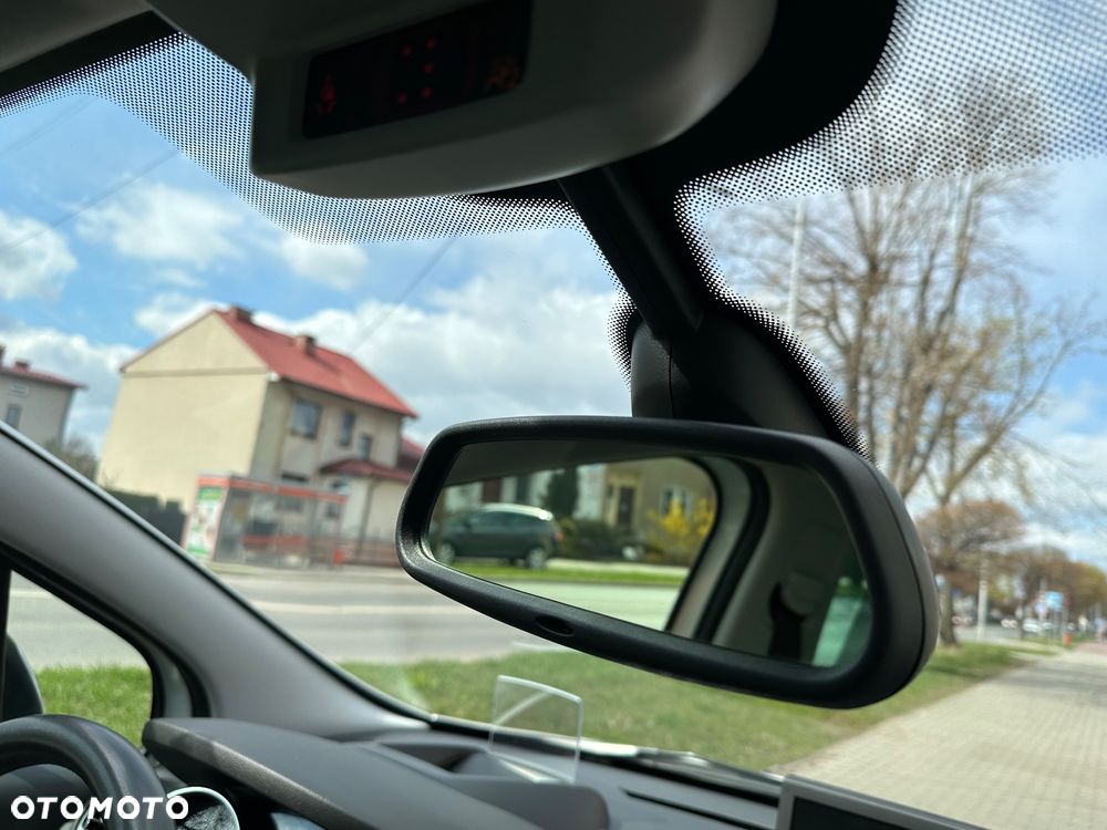 Peugeot 3008 HDi FAP 150 Napapijri - 29