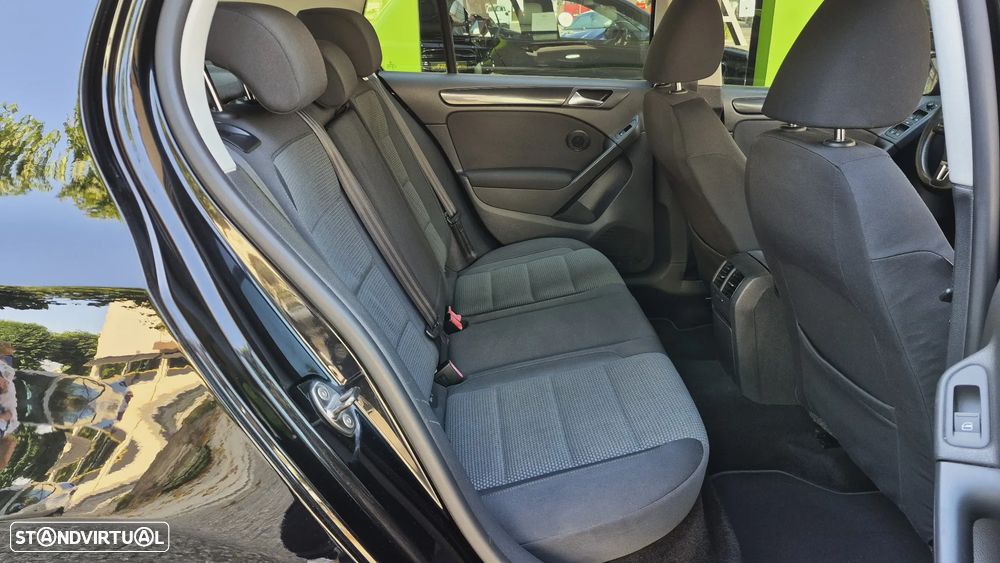 VW Golf 1.6 TDi BlueMotion Comfortline - 13
