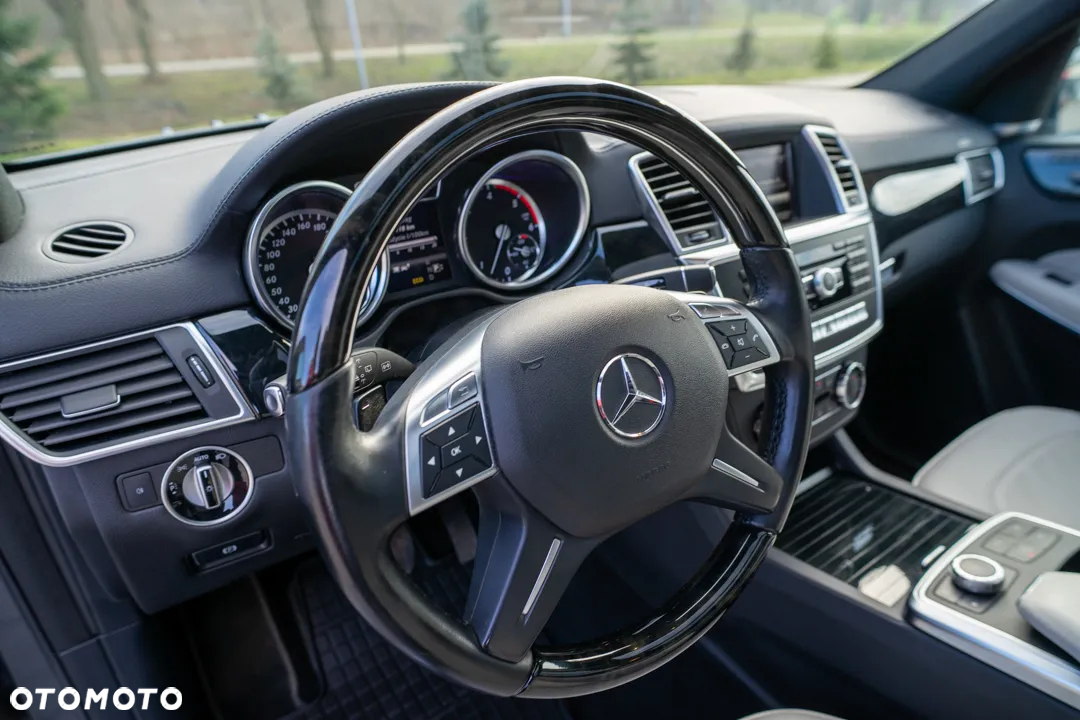 Mercedes-Benz GL 350 BlueTec 4-Matic - 13