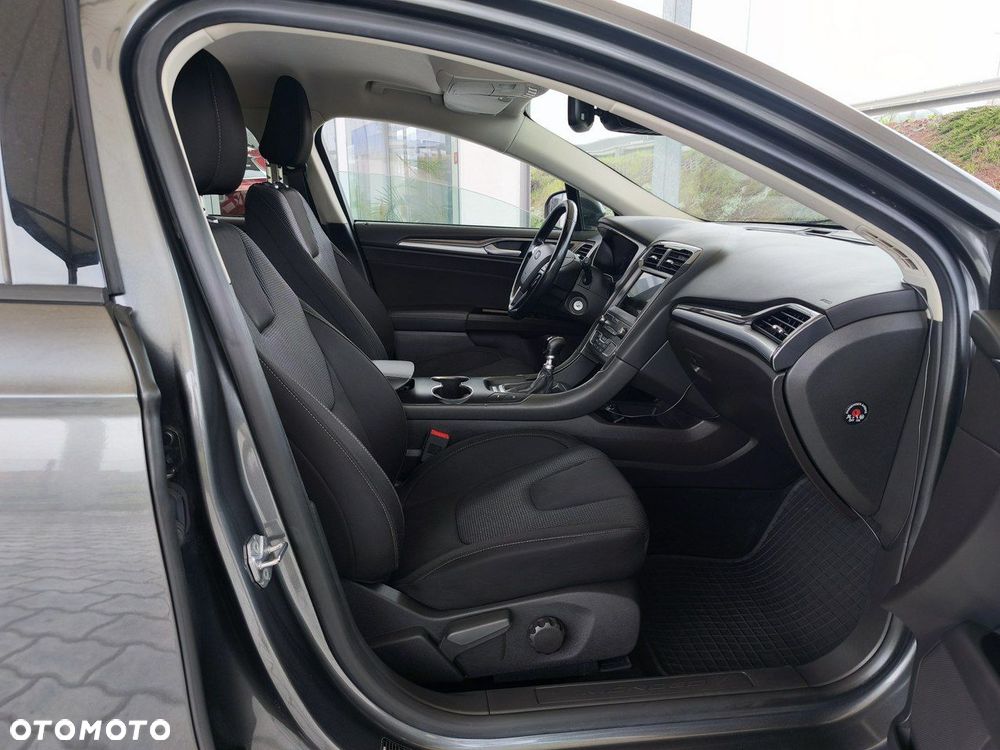 Ford Mondeo 1.5 EcoBoost Trend - 24