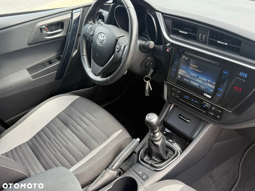 Toyota Auris 1.2 T Dynamic - 31