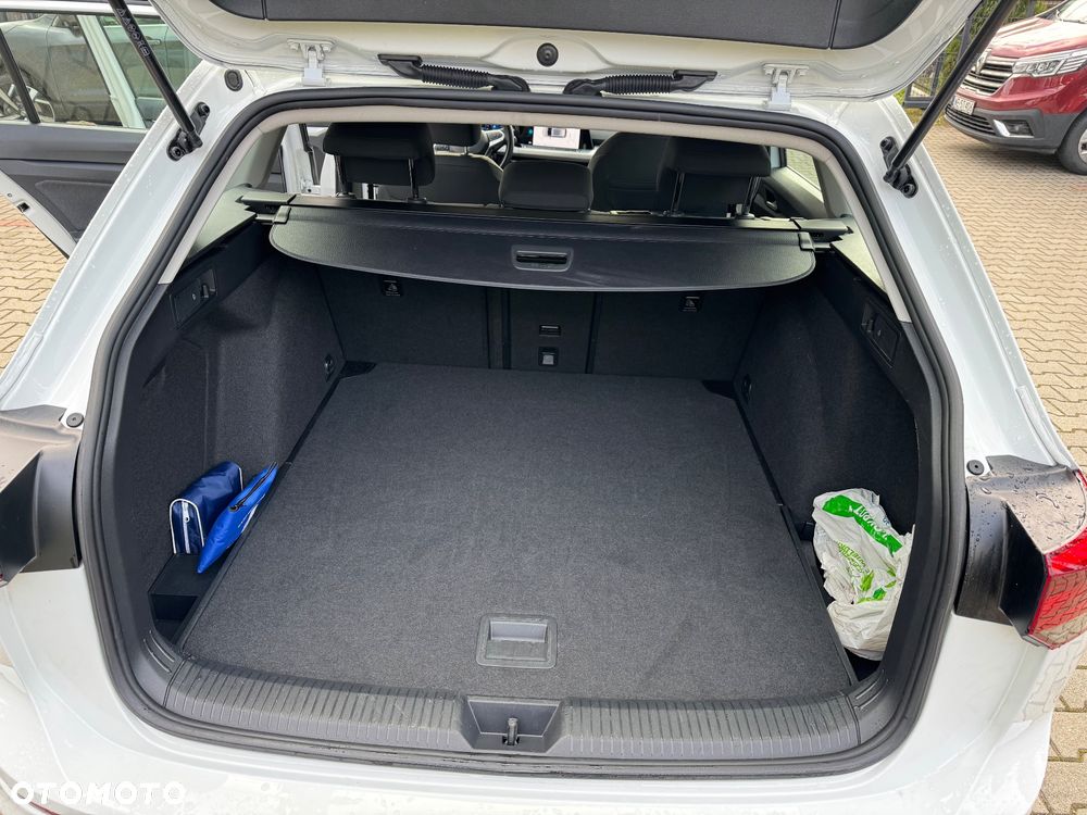 Volkswagen Golf 2.0 TDI Life - 11