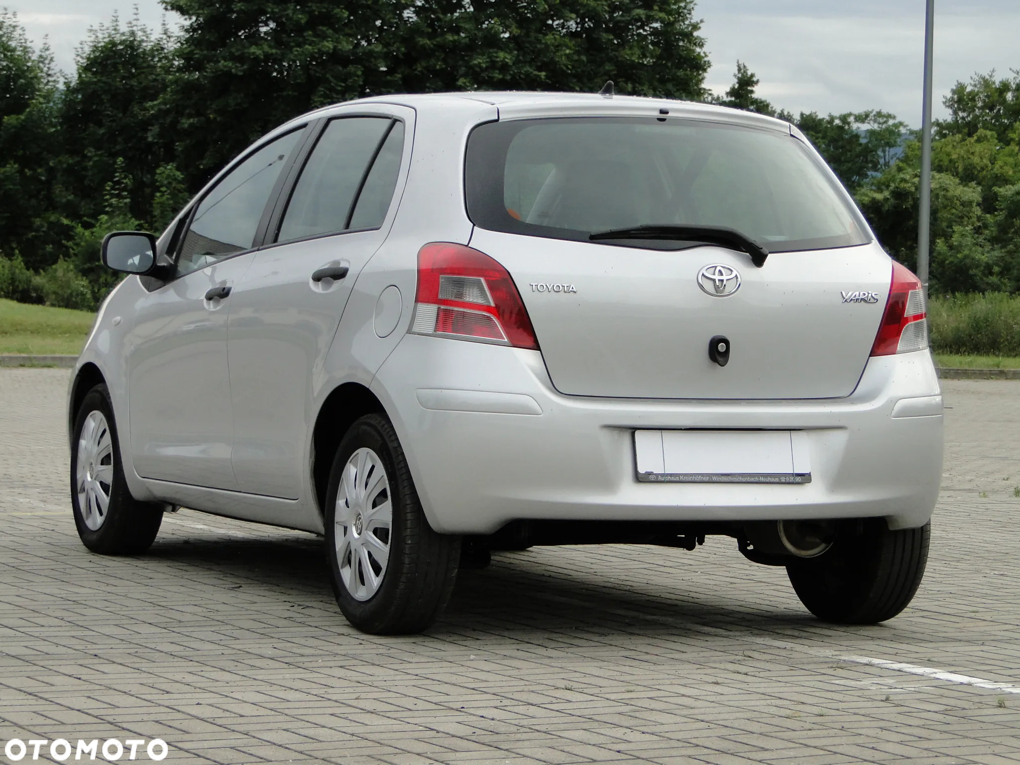 Toyota Yaris - 4