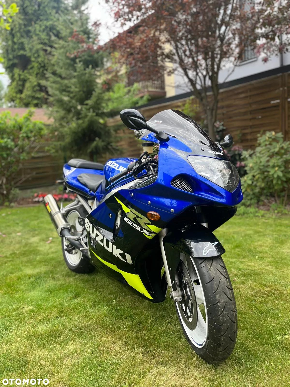 Suzuki GSX-R - 1