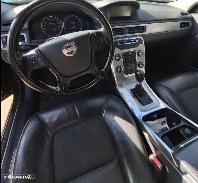 Volvo V70 T4F Edition - 8