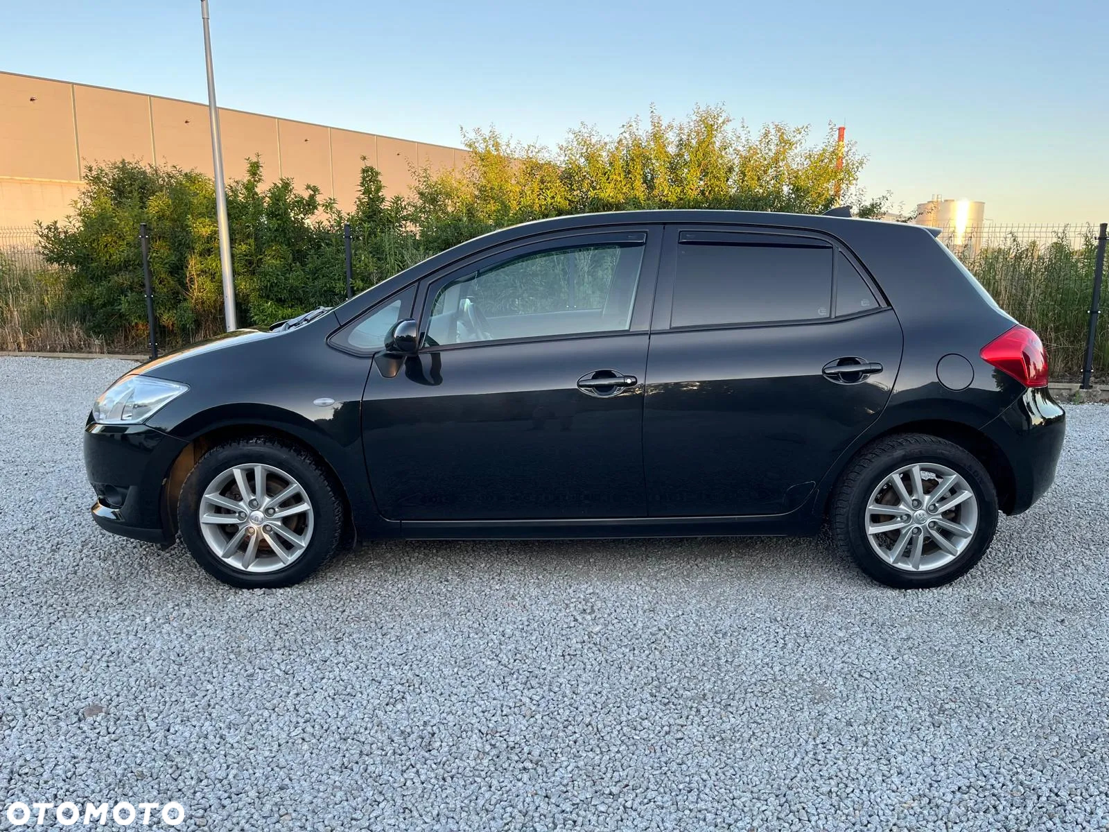 Toyota Auris 1.4 VVT-i - 4