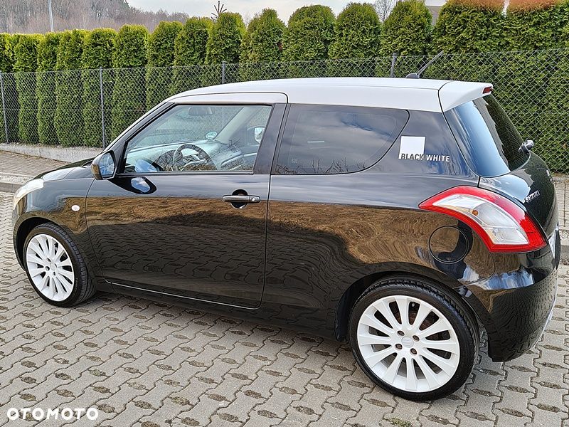 Suzuki Swift 1.2 BlackWhite - 26
