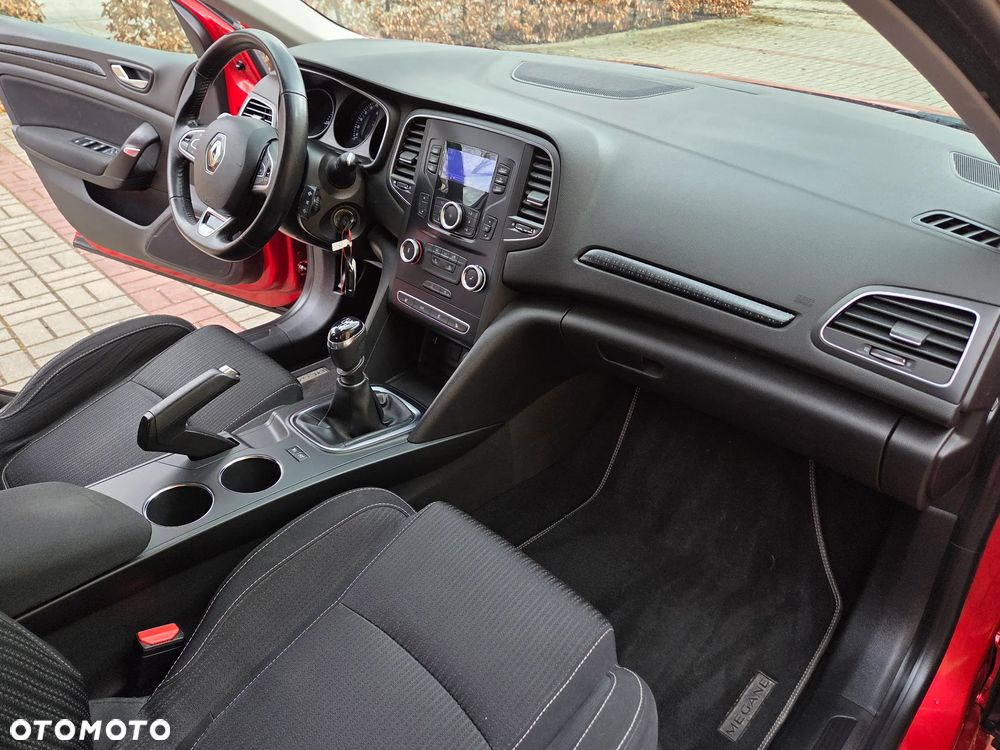 Renault Megane ENERGY TCe 130 GT LINE - 20