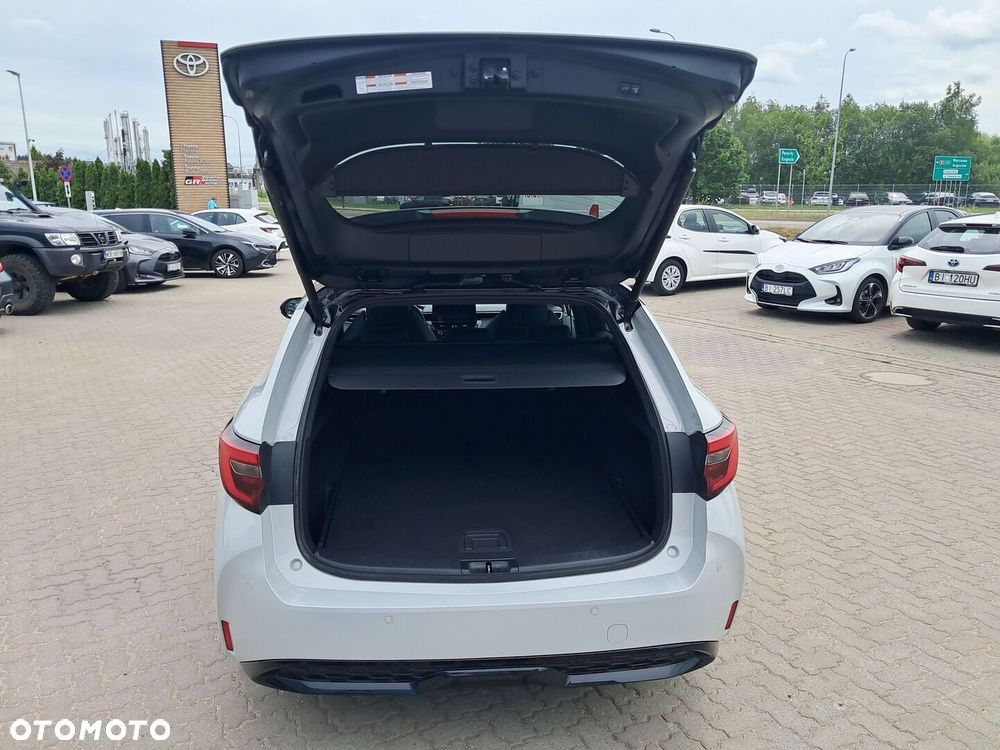 Toyota Corolla 1.8 Hybrid GR Sport - 12