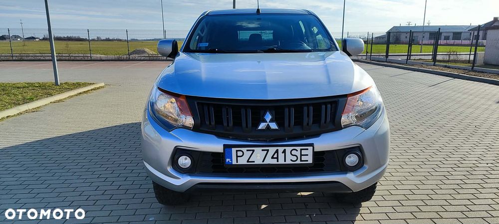 Mitsubishi L200 Pick Up 4x4 S&S Double Cab Basis - 6