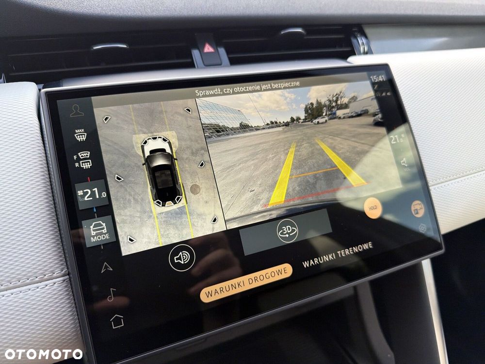 Land Rover Discovery Sport - 24