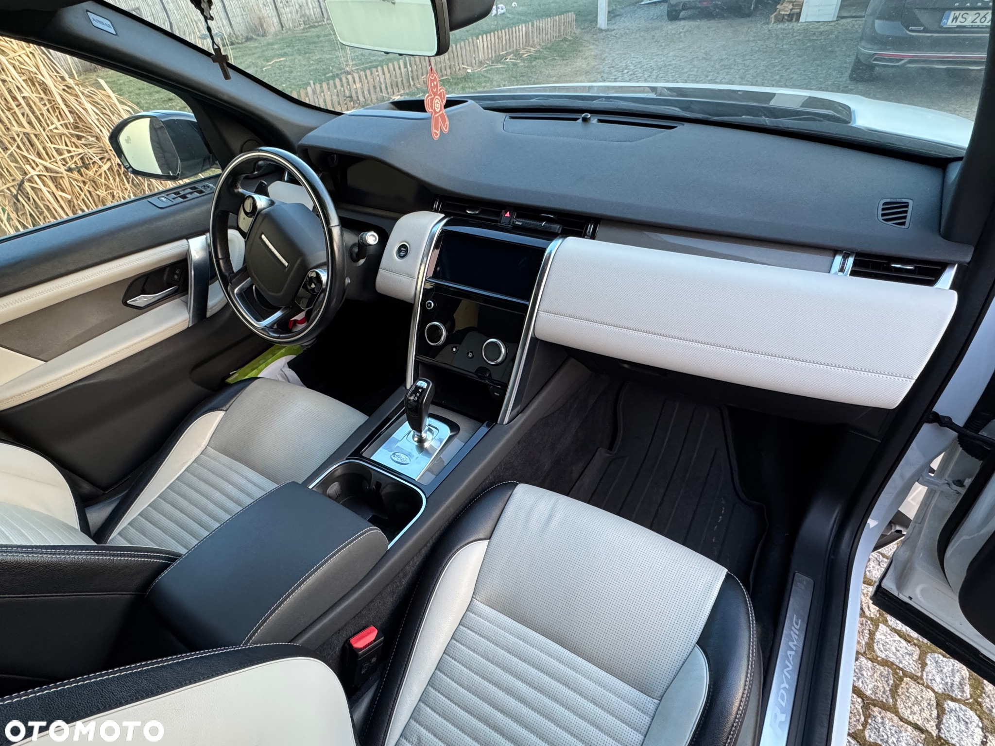Land Rover Discovery Sport 2.0 D180 R-Dynamic HSE - 5