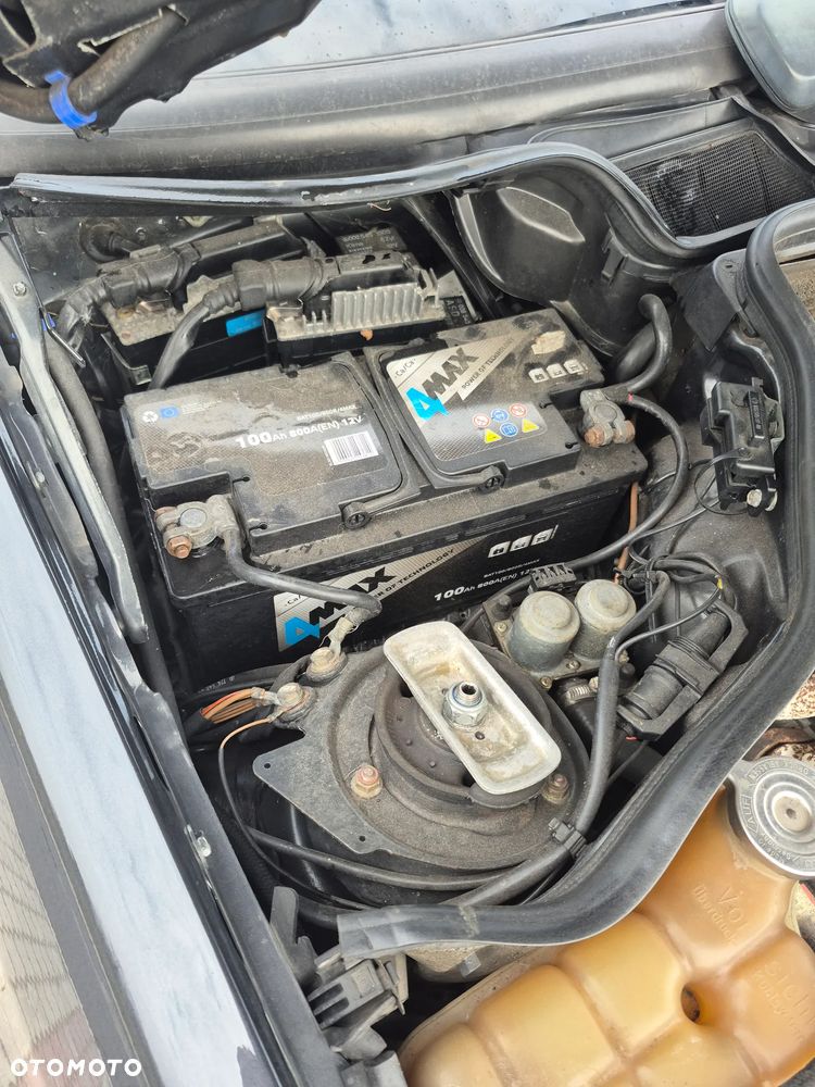 Mercedes-Benz W124 (1984-1993) - 27