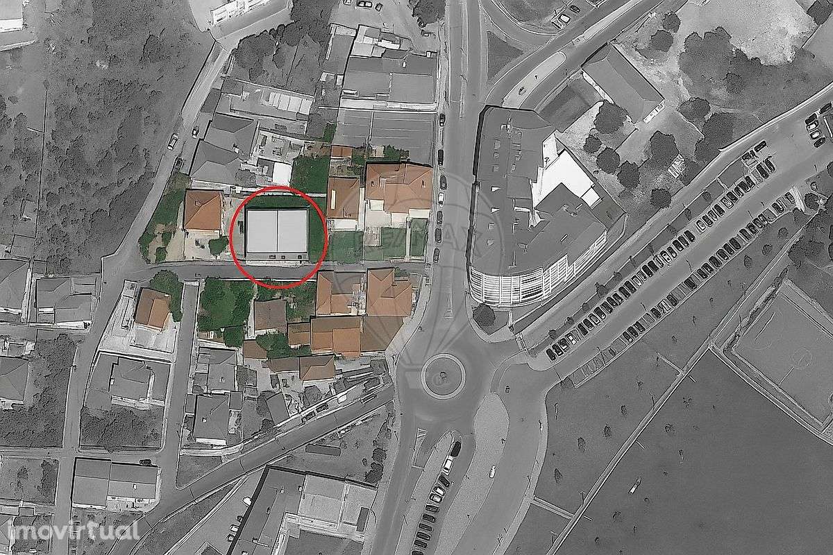 Moradia T5 para venda - Grande imagem: 3/13