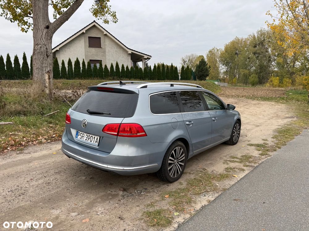 Volkswagen Passat 2012 photo 5