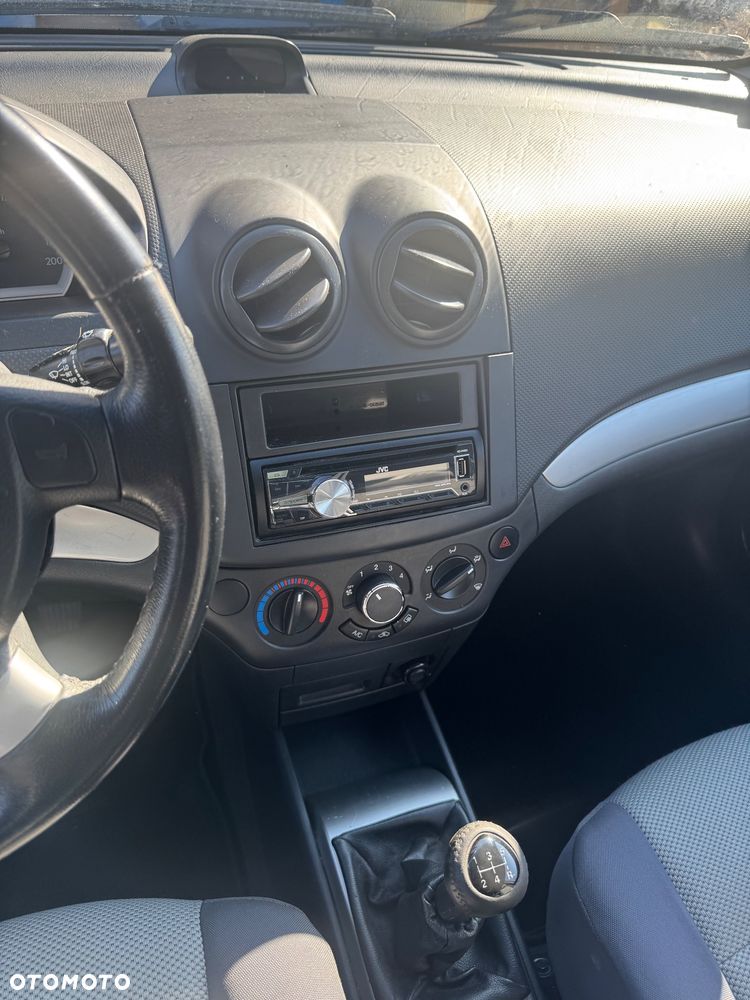 Chevrolet Aveo 1.2 LS - 14