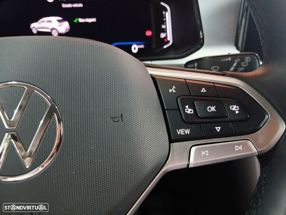 VW T-Roc 1.0 TSI Urban - 17
