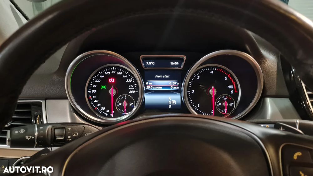 Mercedes-Benz GLE 250 d - 23