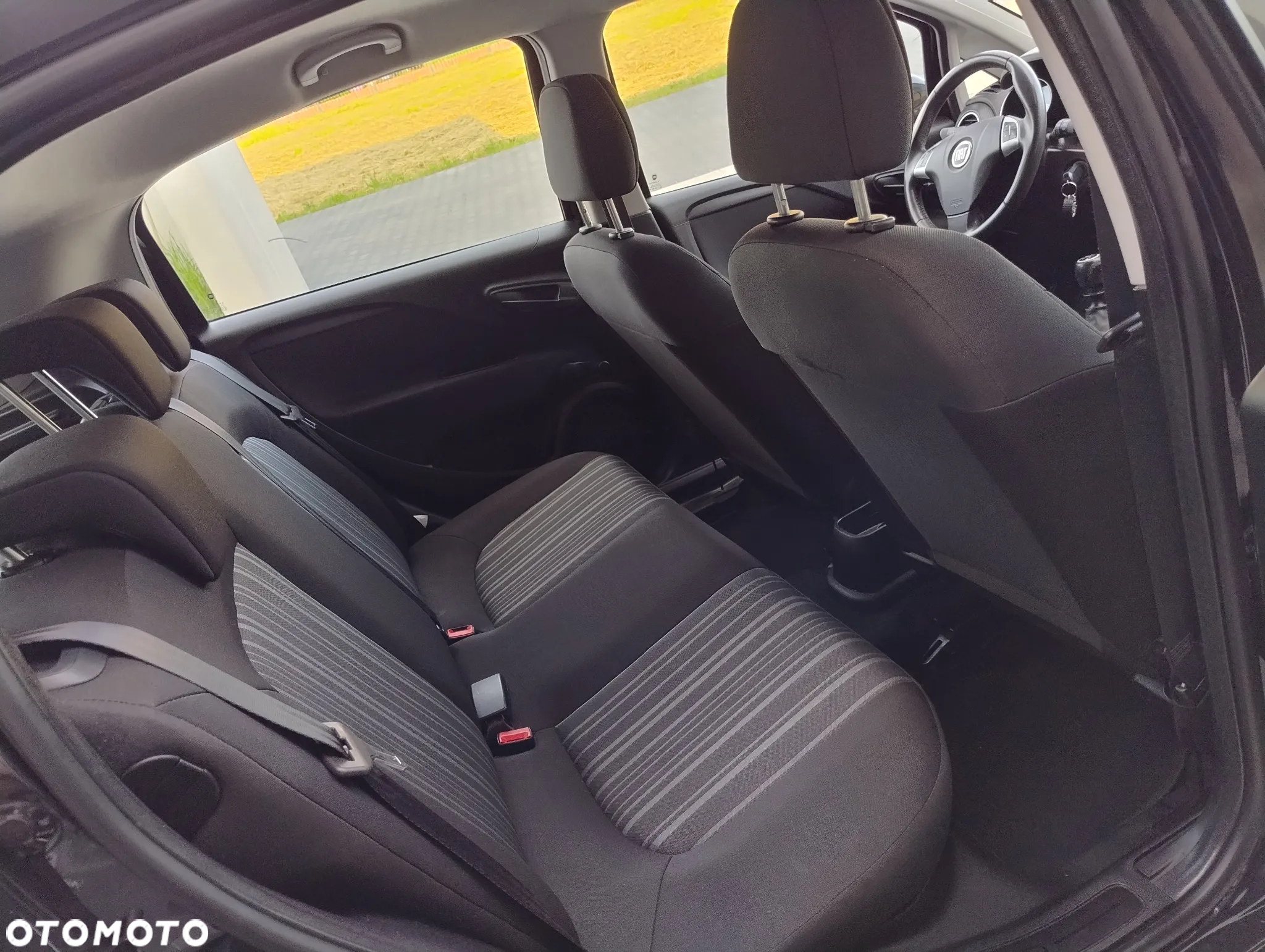 Fiat Punto 1.4 Easy S&S - 24