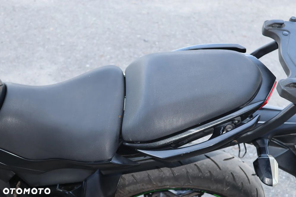 Kawasaki ER - 7