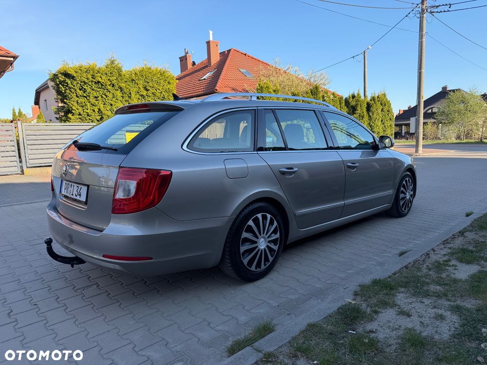 Skoda Superb 2.0 TDI 4x4 Exclusive - 14