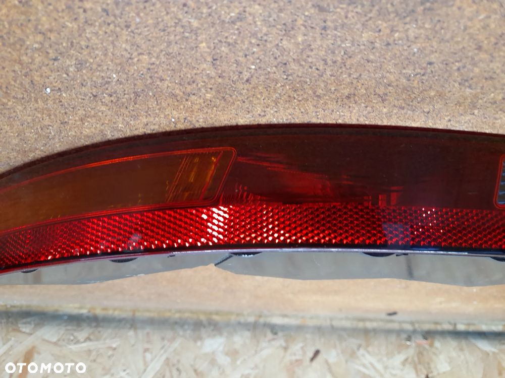 AUDI Q3 8U0 LAMPA TYLNA LEWA W ZDERZAK 8U0945095B - 3