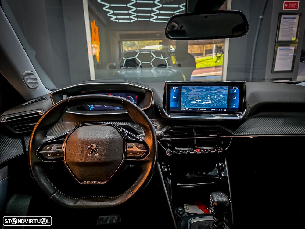 Peugeot 2008 BlueHDi 100 STOP & START Allure - 22