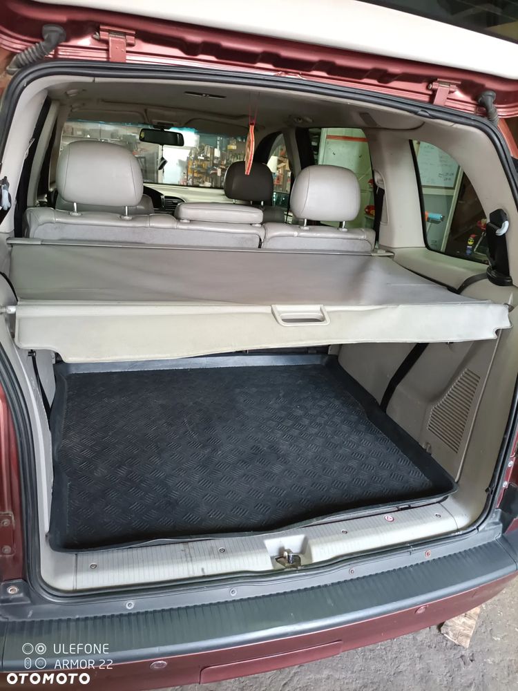 Opel Zafira 2.2 Executive - 10