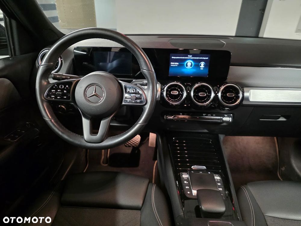 Mercedes-Benz GLB 200 7G-DCT - 13