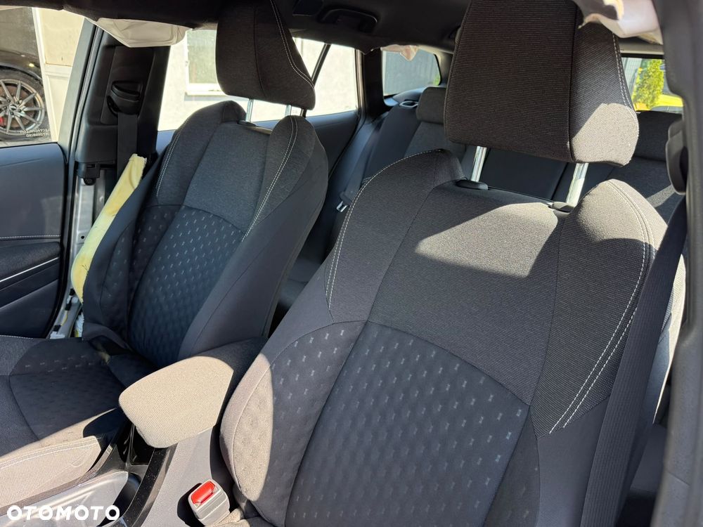 Toyota Corolla 1.8 Hybrid Comfort - 27