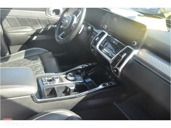 Kia Sorento - 37
