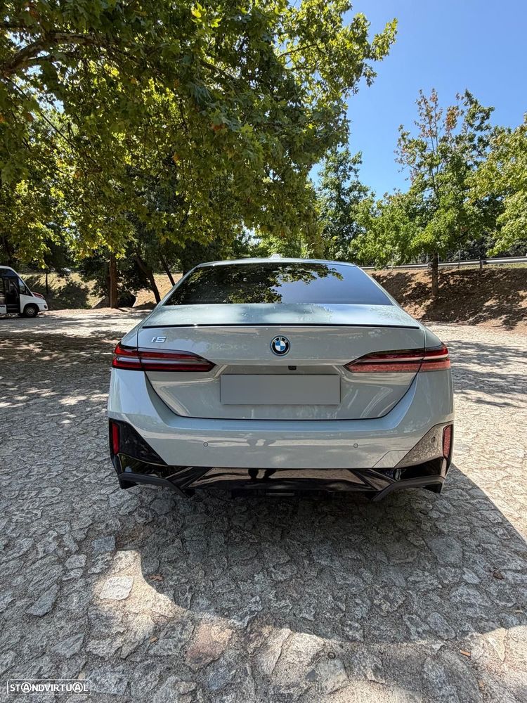 BMW i5 eDrive40 Pack Desportivo M - 12